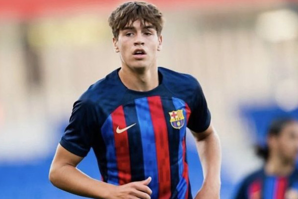 馬克·吉烏棄巴薩選切爾西，德科透露曾努力挽留這位前鋒