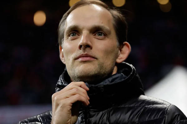 曼聯(lián)陷低谷滕哈赫受挑戰，圖赫爾或成救星掌英帥印