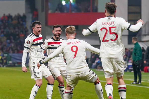 霍伊隆德梅開(kāi)二度，曼聯(lián)在歐聯(lián)杯中擊敗比爾森