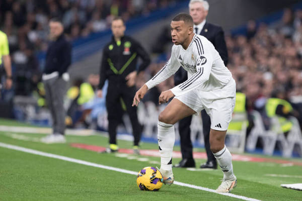 姆巴佩從“墊底”回歸，皇馬擊敗塞維利亞