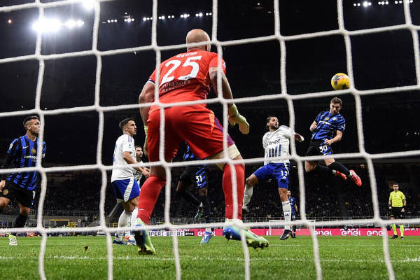 國際米蘭2-0勝科莫，不敗紀錄延續至11場(chǎng)