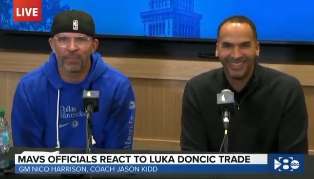 像過(guò)街老鼠哈里森看大學(xué)籃球賽 大人小孩都在罵他