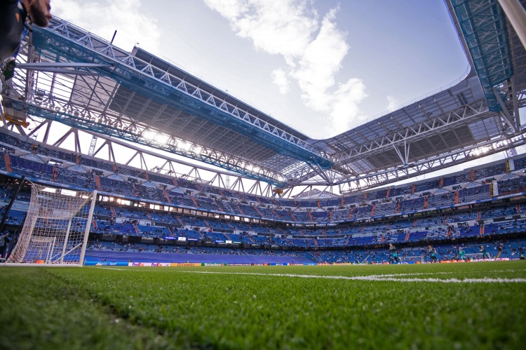 西媒：伯納烏計劃擴容至85000座 與諾坎普競爭2030世界杯決賽場(chǎng)地