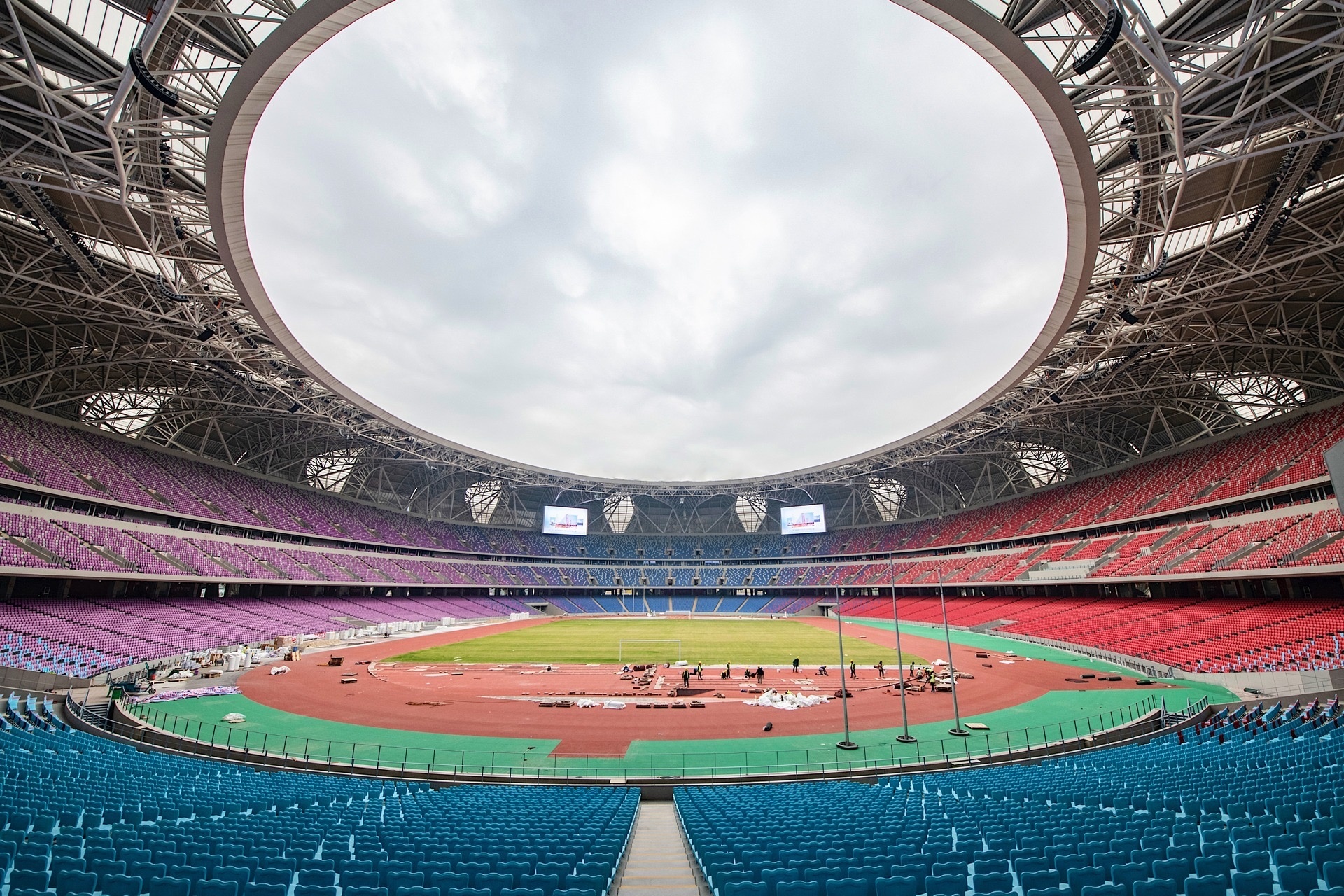 浙媒：“大蓮花”有望成為國足上座最高主場(chǎng)！上座率限制8成左右