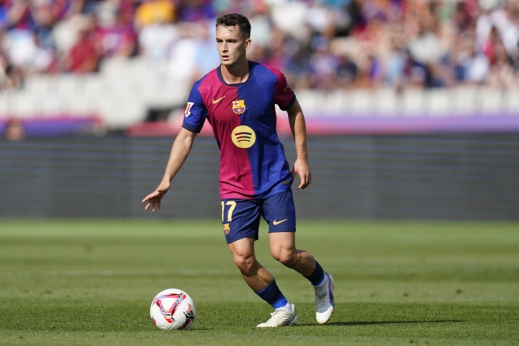 卡薩多：弗里克要求我站好位并負責組織工作 佩德里是世界級中場(chǎng)