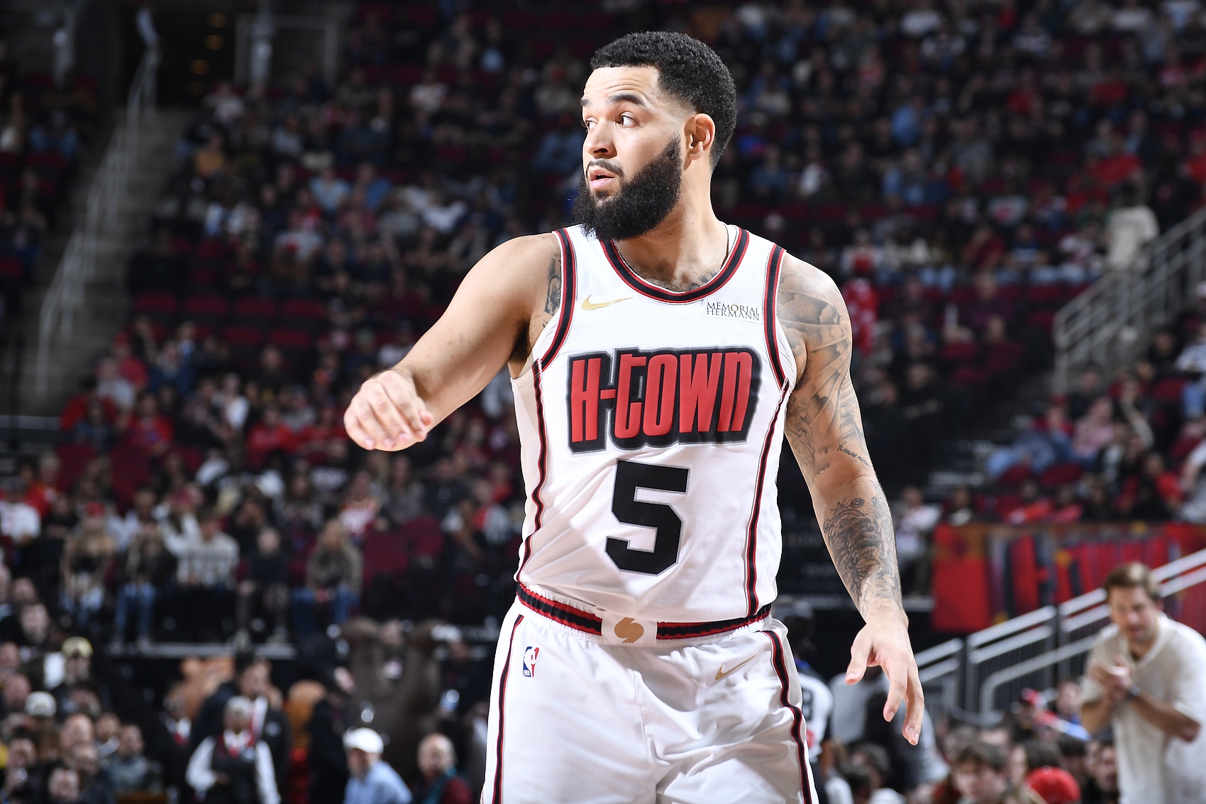 范弗里特：活塞從比賽一開(kāi)始就全力以赴 給了我們一記重擊